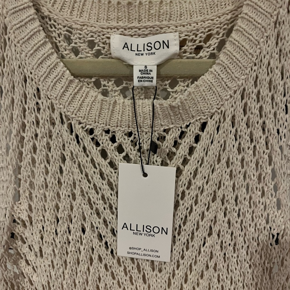 Tunic - Picture 7 of 7